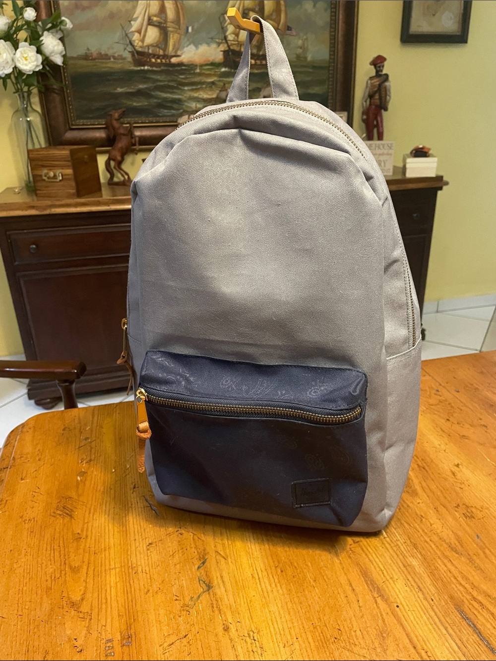 Herschel Light Gray and Navy Everyday Backpack – Casual Carry